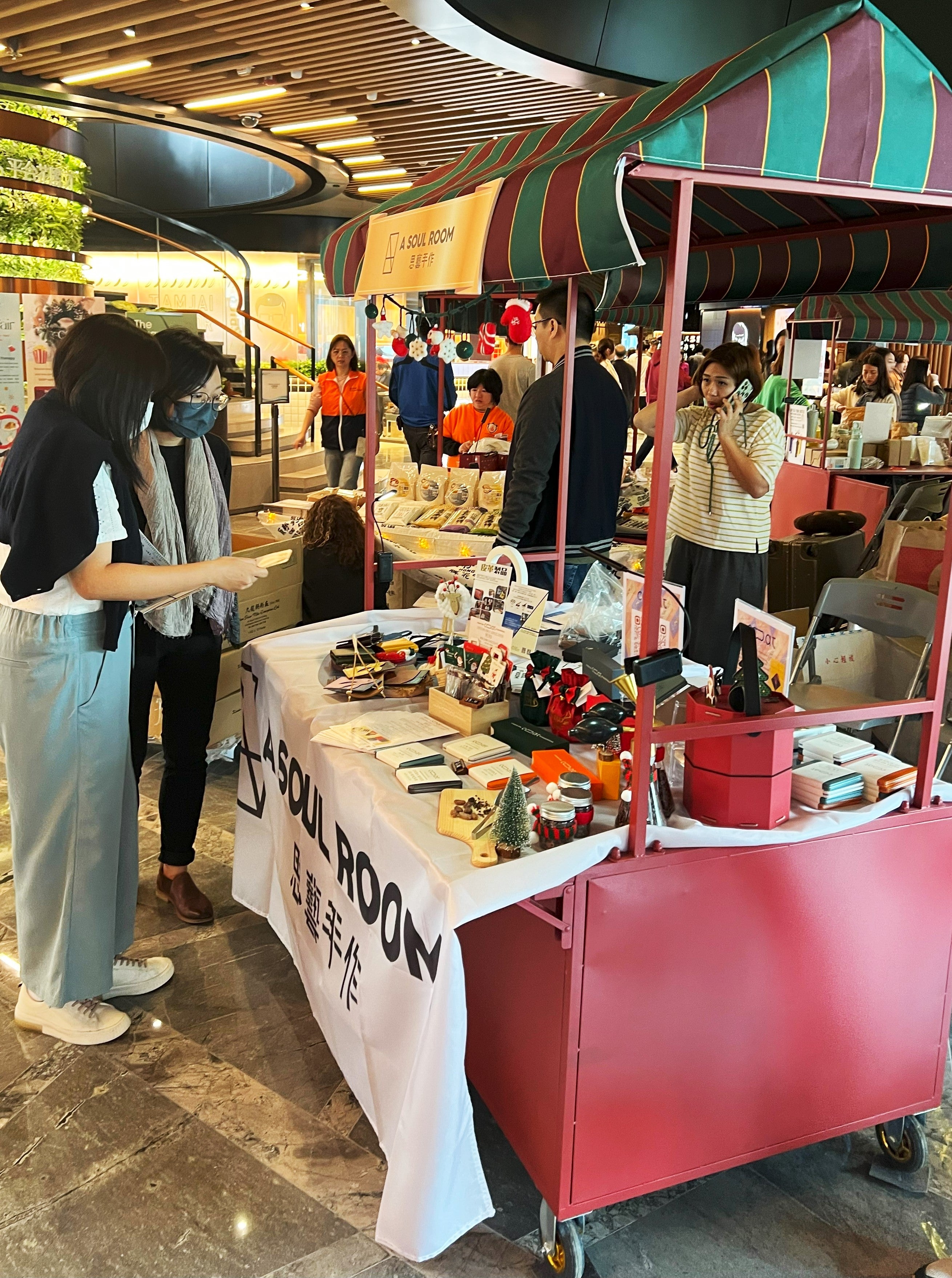 企業慈善 企業做公益好處 學校慈善活動  非牟利機構品牌 手工品牌 香港製造 手作皮革 思藝手作