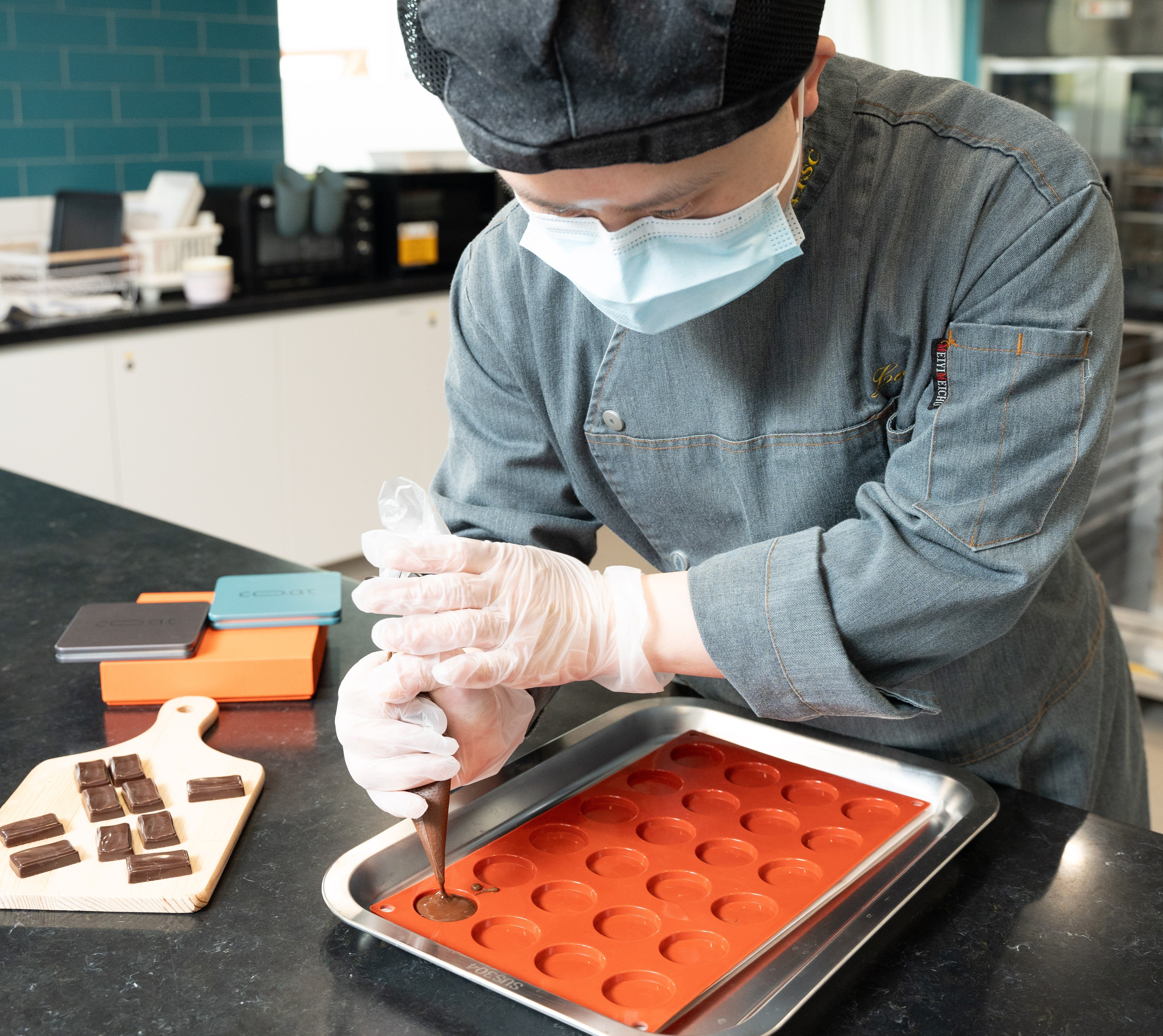 企業慈善 
公益活動 
慈善公益 
企業社會責任 
企業禮品訂製 
學校慈善活動 
企業慈善例子
慈善活動例子
慈善活動有哪些
學校慈善活動例子
慈善活動2024
慈善機構
企業公益活動
慈善活動好處
ESG 
ESG企業  
ESG指標
ESG永續發展
非牟利機構 
手作皮革 
思藝手作